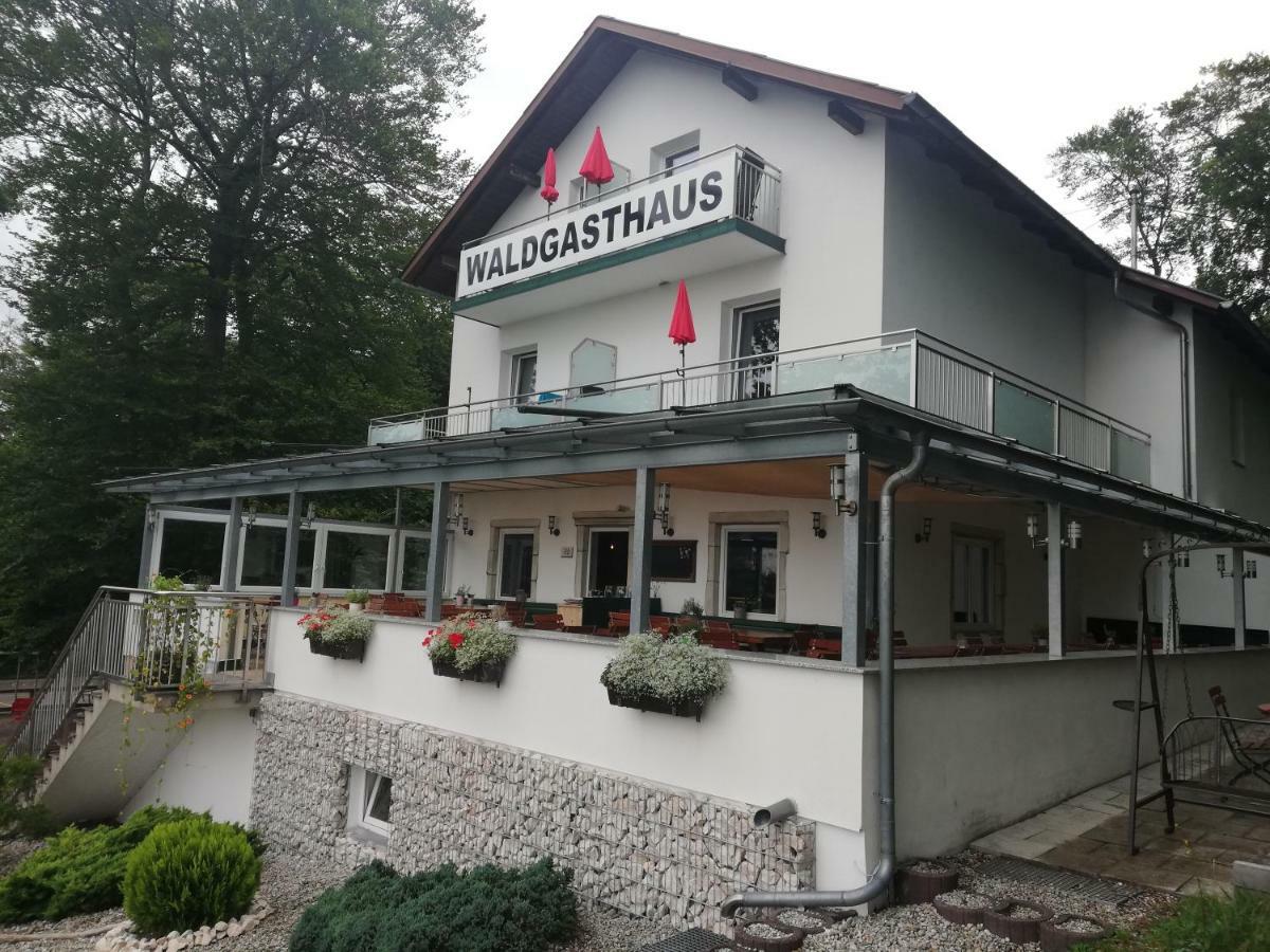 Waldgasthaus Hochburg-Ach ภายนอก รูปภาพ